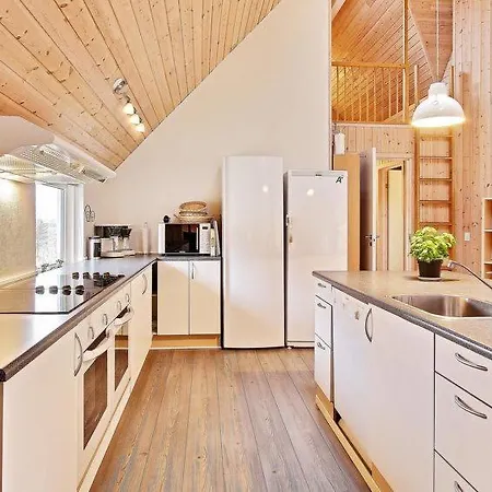 Holiday home Toftum Sleeps 20 Pool Wifi Toftum (Syddanmark)