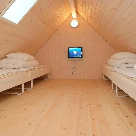 Toftum Sleeps 20 Pool Wifi Holiday home