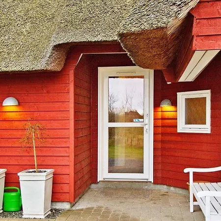 Дом отдыха Toftum Sleeps 20 Pool Wifi Toftum (Syddanmark)